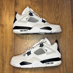 Jordan 4 Military Black